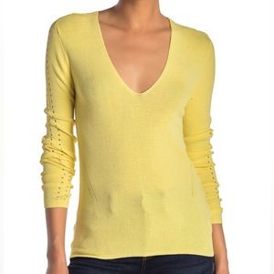 Equipment Long Sleeves Yellow Myrian Sweater 🌼